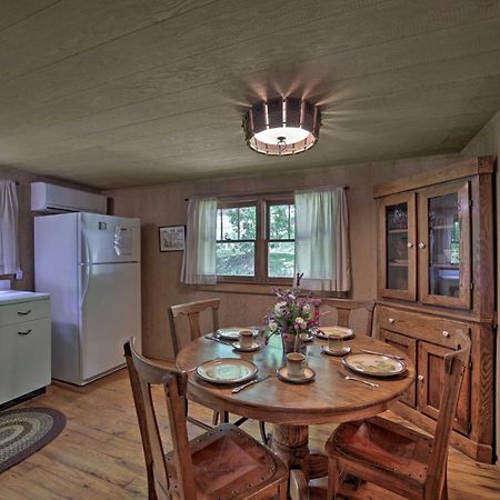 Historic Cabin Grill And Hiking Trail Access! Bryson City Exterior photo